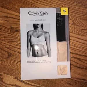 Calvin Klein seamless Brallete NWT pack
